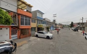 HUELLITAS LOCAS