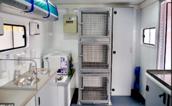 EQUIPO Y EQUIPAMIENTO PARA VETERINARIAS FIJAS Y MOVILES